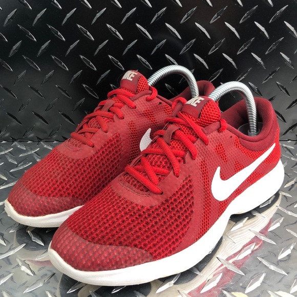 Nike Other - •NIKE REVOLUTION 4